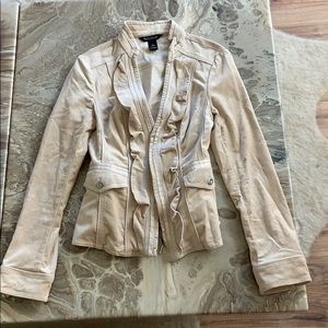 Jacket with zipper